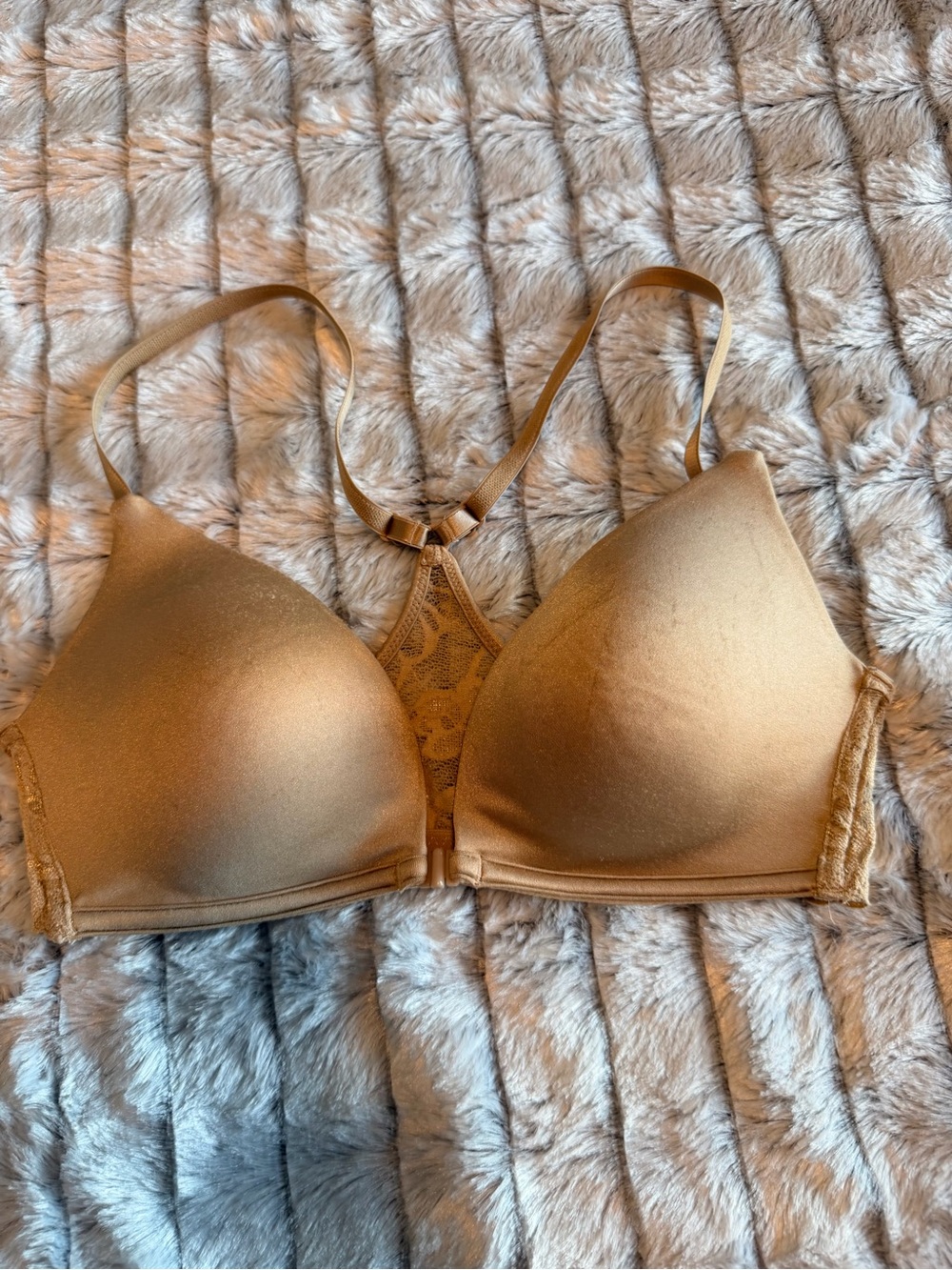Maidenform T-Back Front Clip Bralette in Tan MEDIUM